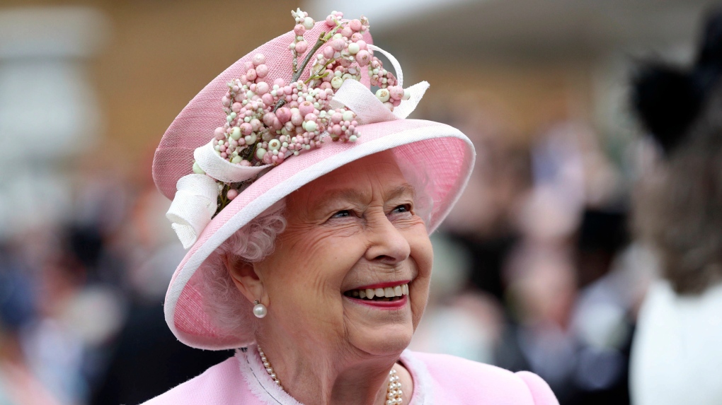 Queen Elizabeth II's puck drop in Vancouver | CTV News