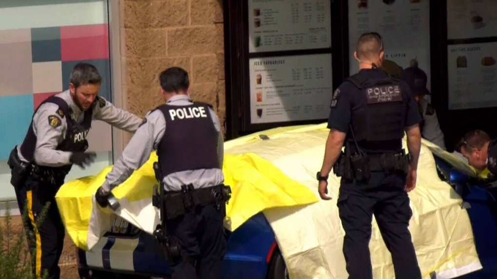 Surrey Starbucks shooting: Judge sentences 2 men in drive-thru