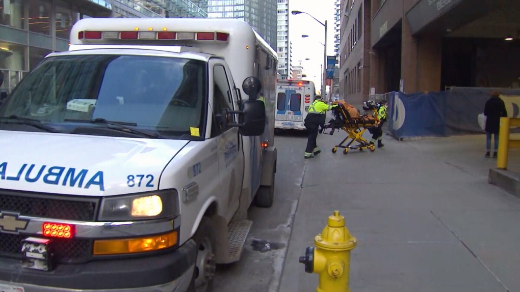 https://bc.ctvnews.ca/content/dam/ctvnews/en/images/2022/1/10/ctv-national-news--paramedic-pressure-1-5735079-1641872324403.jpg