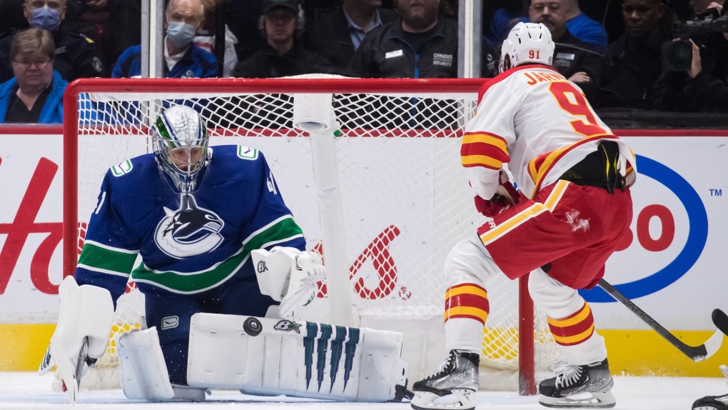 Vancouver Canucks, Calgary Flames latest teams to require fan vaccination  for game attendance - Daily Faceoff