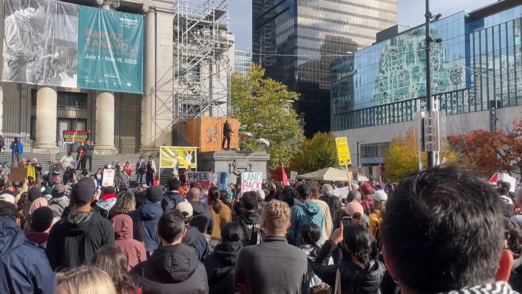 Thousands of people rallied at the Vancouver Art Gallery late Saturday morning, one of dozens of demonstrations across the globe calling for a ceasefire in the Israel-Hamas war to allow for humanitarian aid. (CTV)