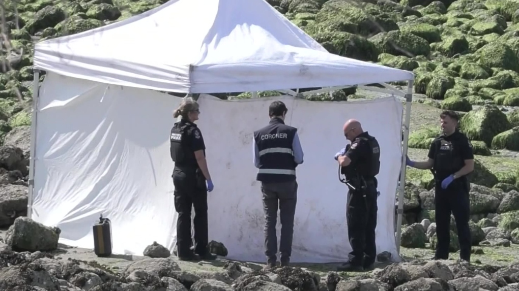 2 women found dead in English Bay